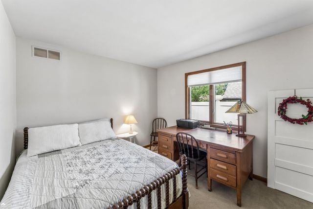 6300 Bullard Road, Fenton, MI 48430