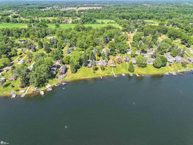 6300 Bullard Road, Fenton, MI 48430