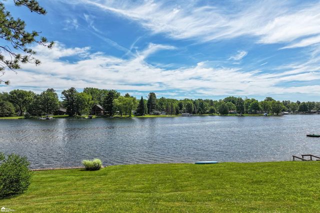 6300 Bullard Road, Fenton, MI 48430