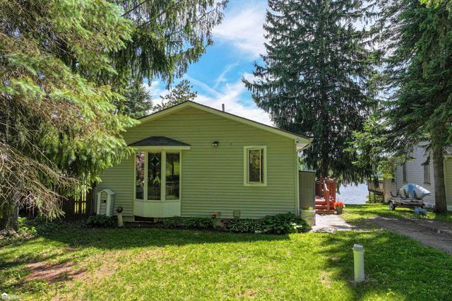 6300 Bullard Road, Fenton, MI 48430