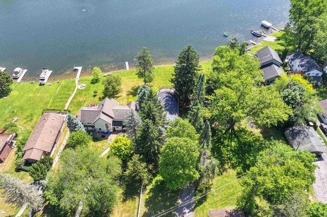 6300 Bullard Road, Fenton, MI 48430