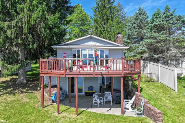 6300 Bullard Road, Fenton, MI 48430
