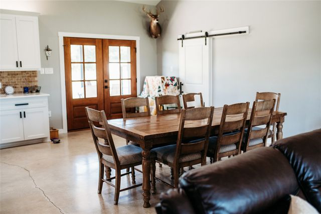 208 Chicken Field Road, Whitewright, TX 75491