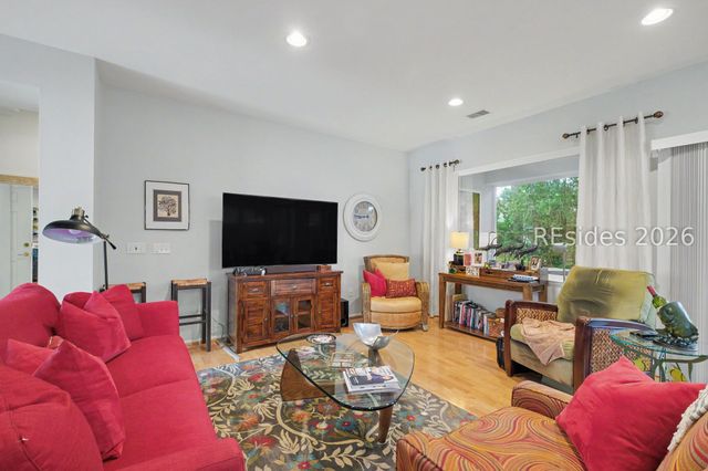 124 Hampton Cir, Bluffton, SC 29909