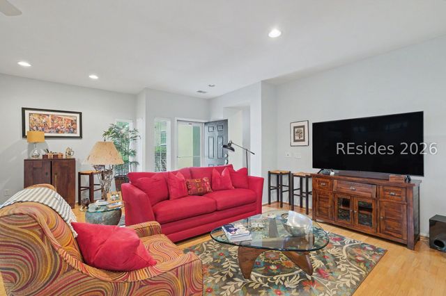 124 Hampton Cir, Bluffton, SC 29909