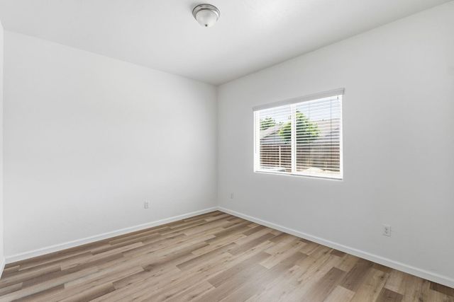 1443 Sidonia Street, Hanford, CA 93230