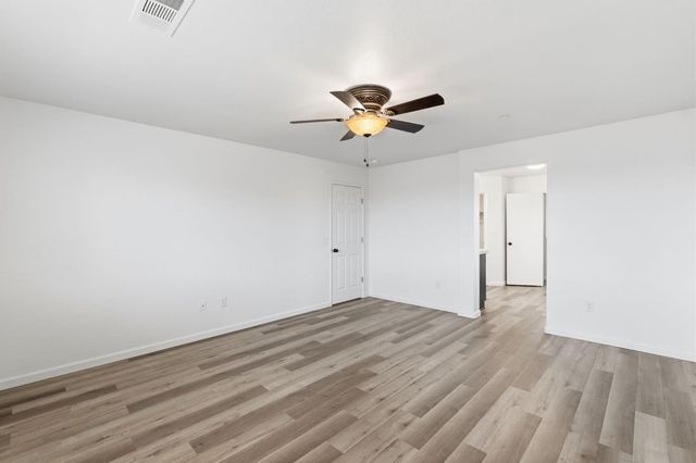 1443 Sidonia Street, Hanford, CA 93230