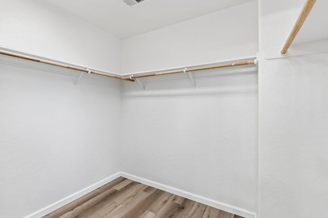 1443 Sidonia Street, Hanford, CA 93230