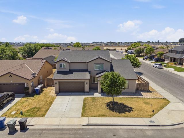 1443 Sidonia Street, Hanford, CA 93230