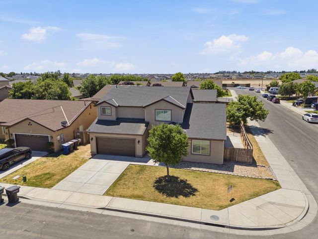 1443 Sidonia Street, Hanford, CA 93230