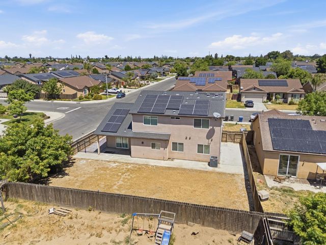 1443 Sidonia Street, Hanford, CA 93230