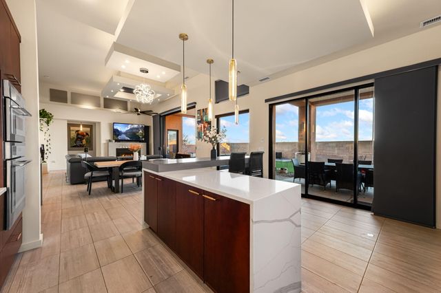 10434 Amara Vista Court NE, Albuquerque, NM 87113