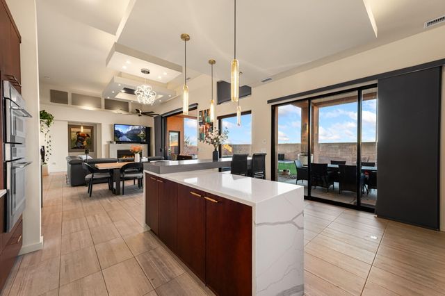 10434 Amara Vista Court NE, Albuquerque, NM 87113