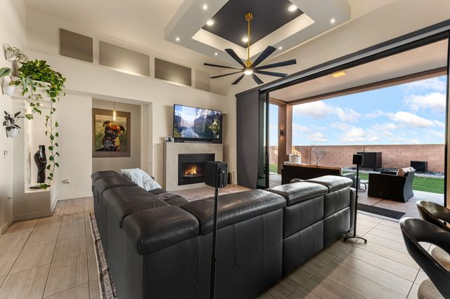 10434 Amara Vista Court NE, Albuquerque, NM 87113