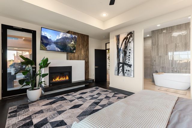 10434 Amara Vista Court NE, Albuquerque, NM 87113