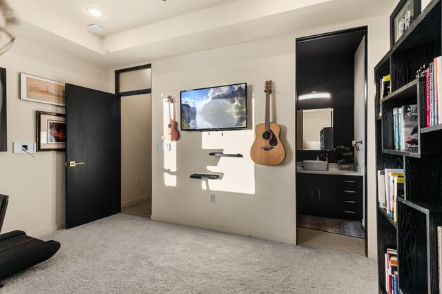 10434 Amara Vista Court NE, Albuquerque, NM 87113