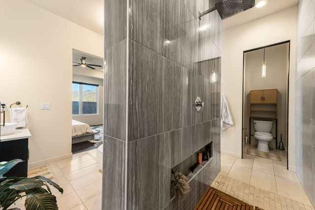 10434 Amara Vista Court NE, Albuquerque, NM 87113