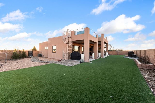 10434 Amara Vista Court NE, Albuquerque, NM 87113