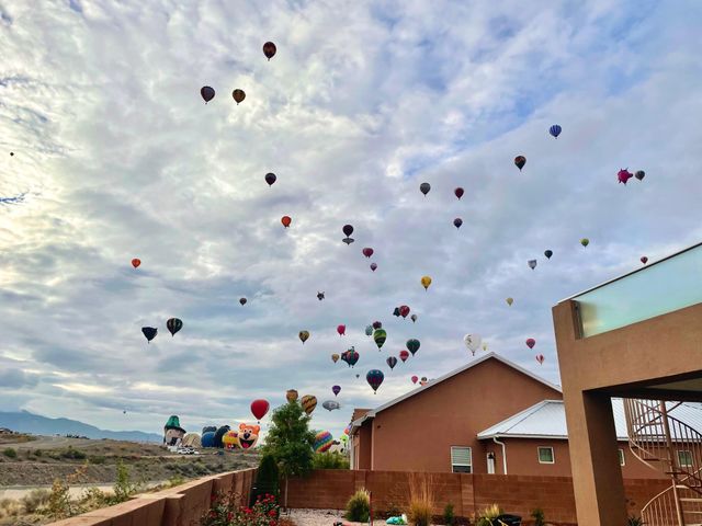 10434 Amara Vista Court NE, Albuquerque, NM 87113