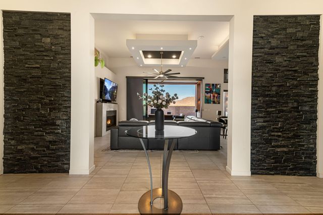 10434 Amara Vista Court NE, Albuquerque, NM 87113