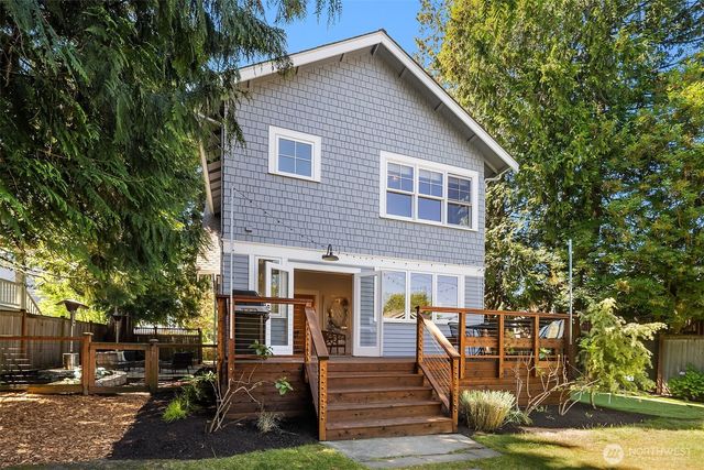 2442 6th W, Seattle, WA 98119