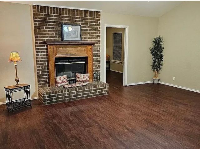 1700 Audra Lane, Denton, TX 76209