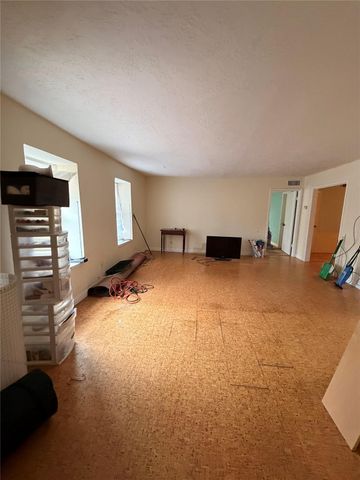 359 N Post Oak Lane 318, Houston, TX 77024