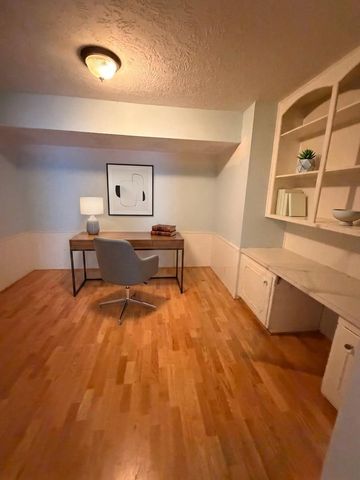 359 N Post Oak Lane 318, Houston, TX 77024