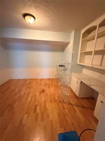 359 N Post Oak Lane 318, Houston, TX 77024