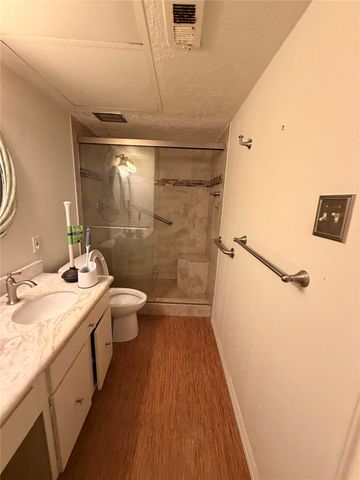 359 N Post Oak Lane 318, Houston, TX 77024