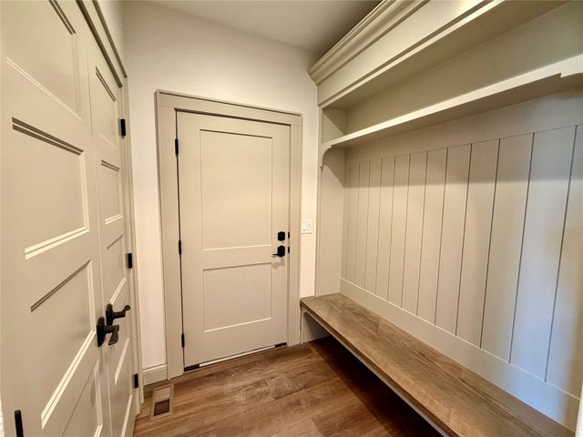 2916 NW 27th Court, Ankeny, IA 50023