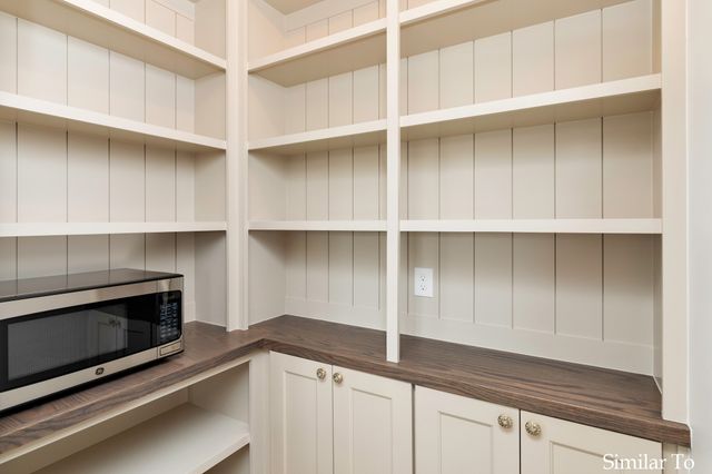 2916 NW 27th Court, Ankeny, IA 50023