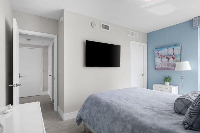 101 S Fort Lauderdale Beach Boulevard 1406, Fort Lauderdale, FL 33316