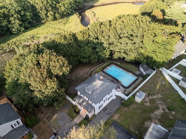 17 Nowell Street, Saugus, MA 01906