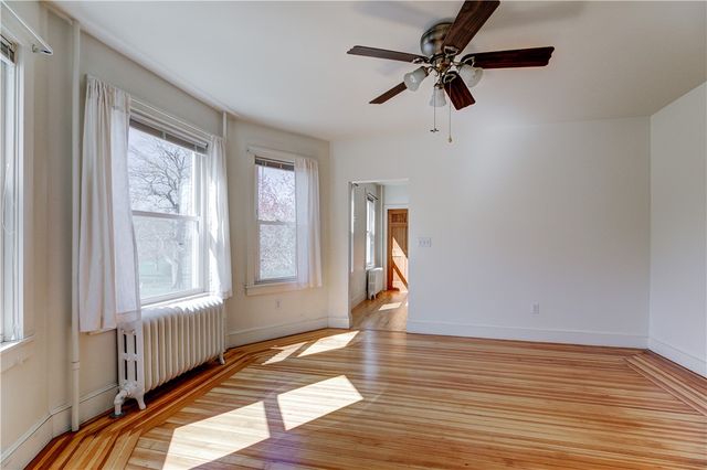 577 Spring Street, Newport, RI 02840