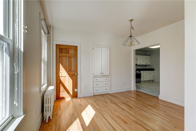 577 Spring Street, Newport, RI 02840