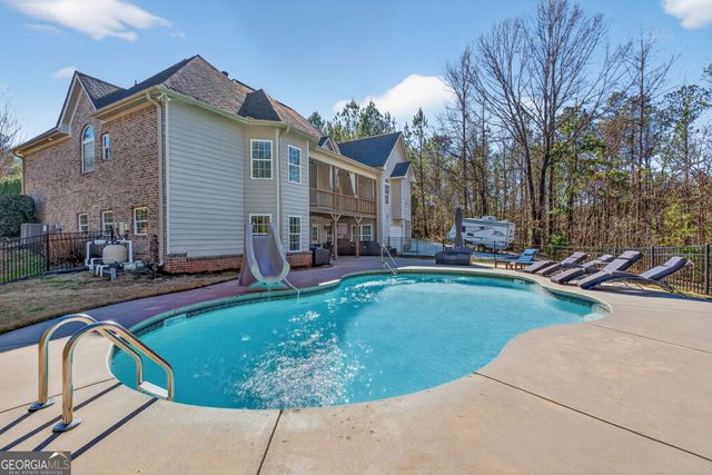 32 River Rapids Drive, Forsyth, GA 31029