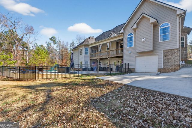 32 River Rapids Drive, Forsyth, GA 31029