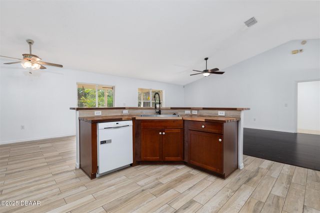 58 Seven Wonders Trail, Palm Coast, FL 32164