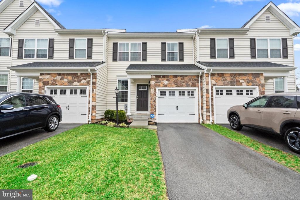 420 SWEET BAY LN, Eagleville, PA 19403
