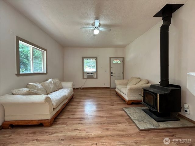 210 Skyline Drive, Port Angeles, WA 98362