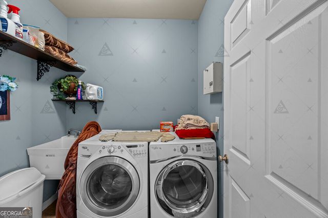 2464 Fisk Falls Drive, Braselton, GA 30517