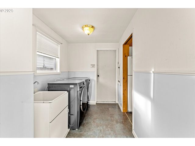 4922 Se 51ST Ave, Portland, OR 97206