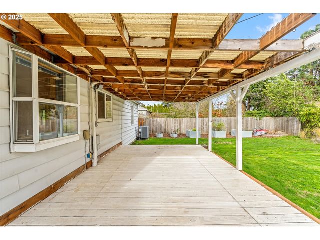 4922 Se 51ST Ave, Portland, OR 97206