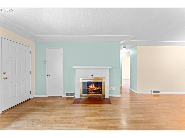 4922 Se 51ST Ave, Portland, OR 97206