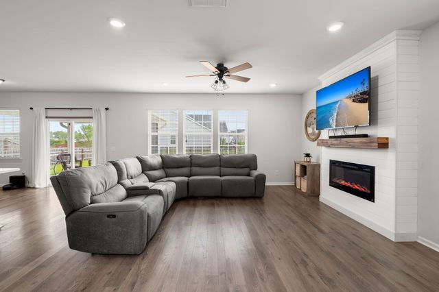 300 Blue Shadows Court, Summerville, SC 29486