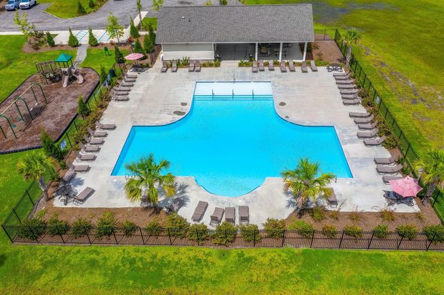 300 Blue Shadows Court, Summerville, SC 29486