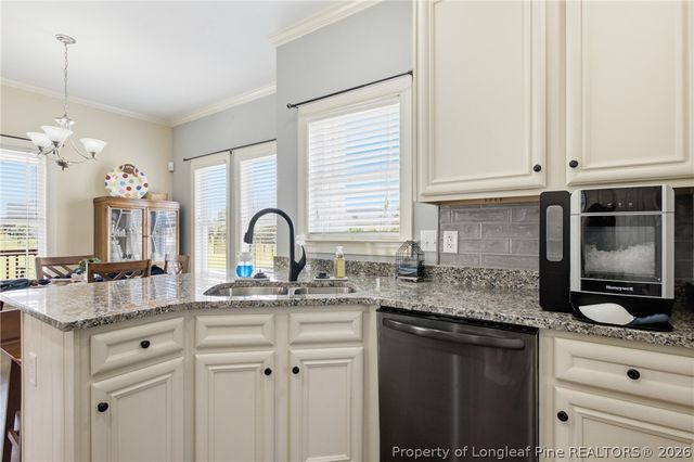 3916 Barclay Way, Wade, NC 28395