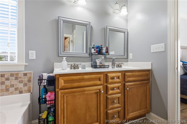 3916 Barclay Way, Wade, NC 28395