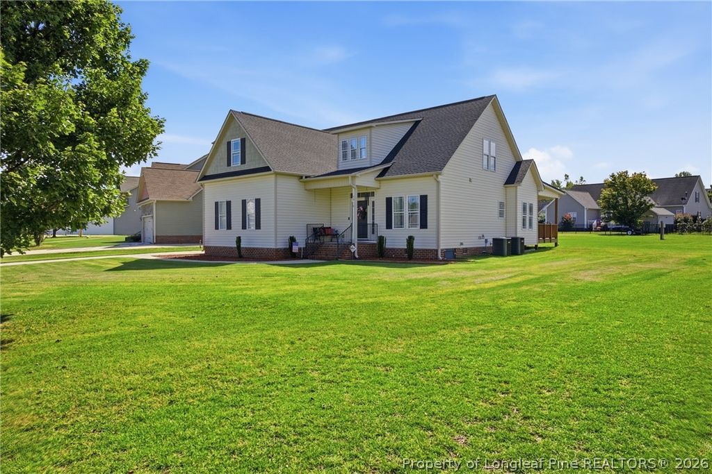 3916 Barclay Way, Wade, NC 28395 — photo 2